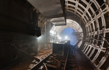 Стало відомо, коли відновлять будівництво метро на Виноградар